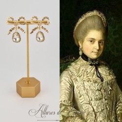 Boucles d'oreilles XVIIIe Noeud - strass BLANC