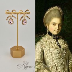 Boucles d'oreilles XVIIIe Noeud - strass Rose